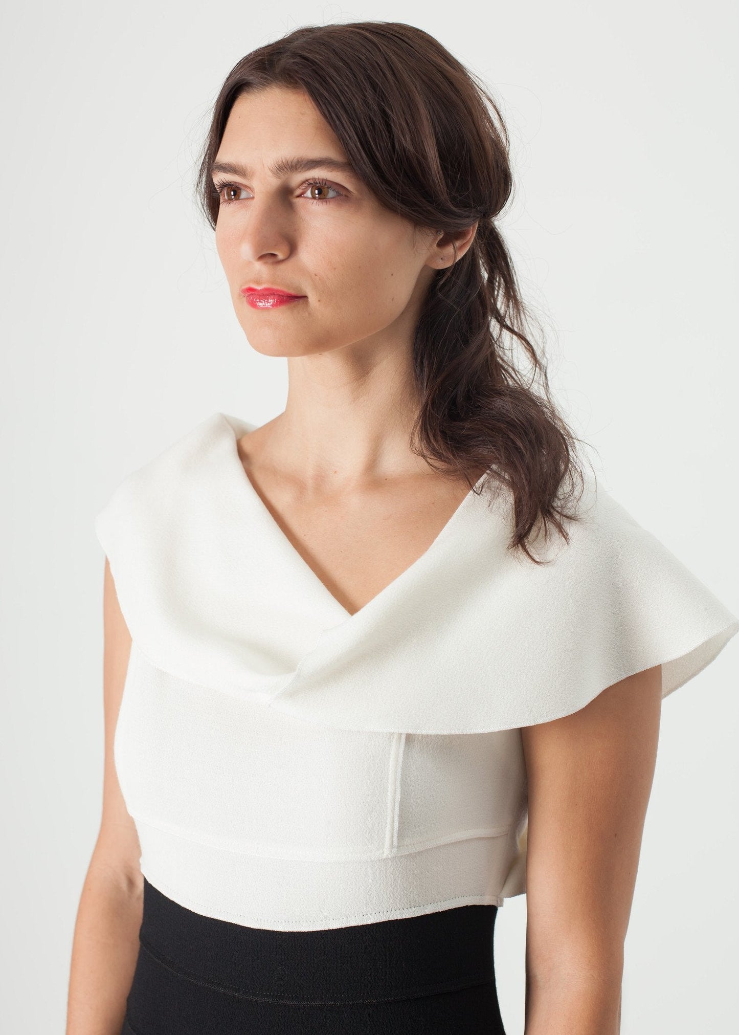 Asymmetrisches Kleid in Creme/Schwarz