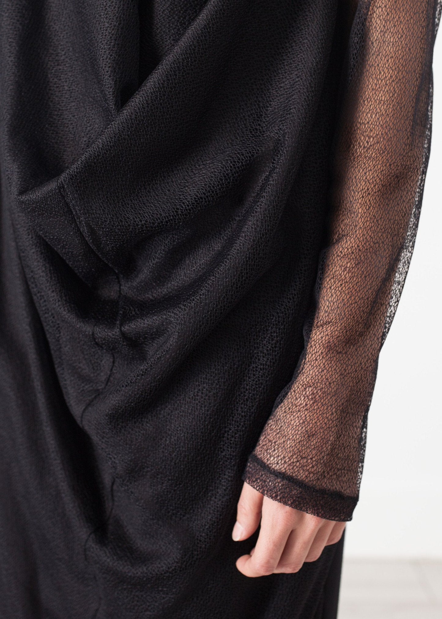 VESTIDO DE RED EN NEGRO