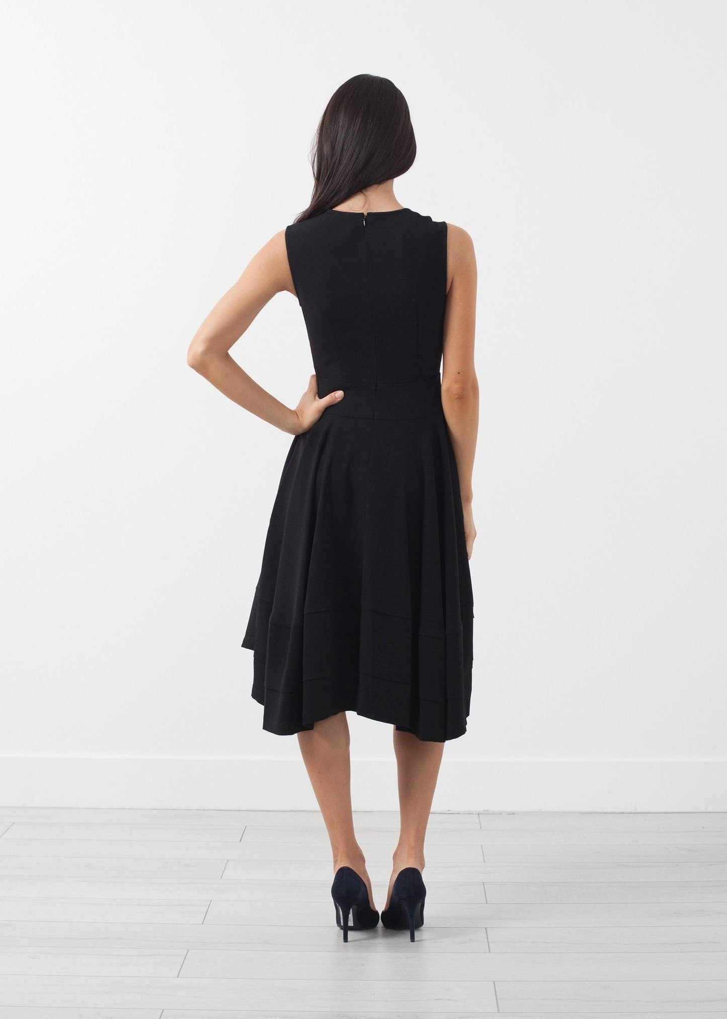 Vestido con cuello en V