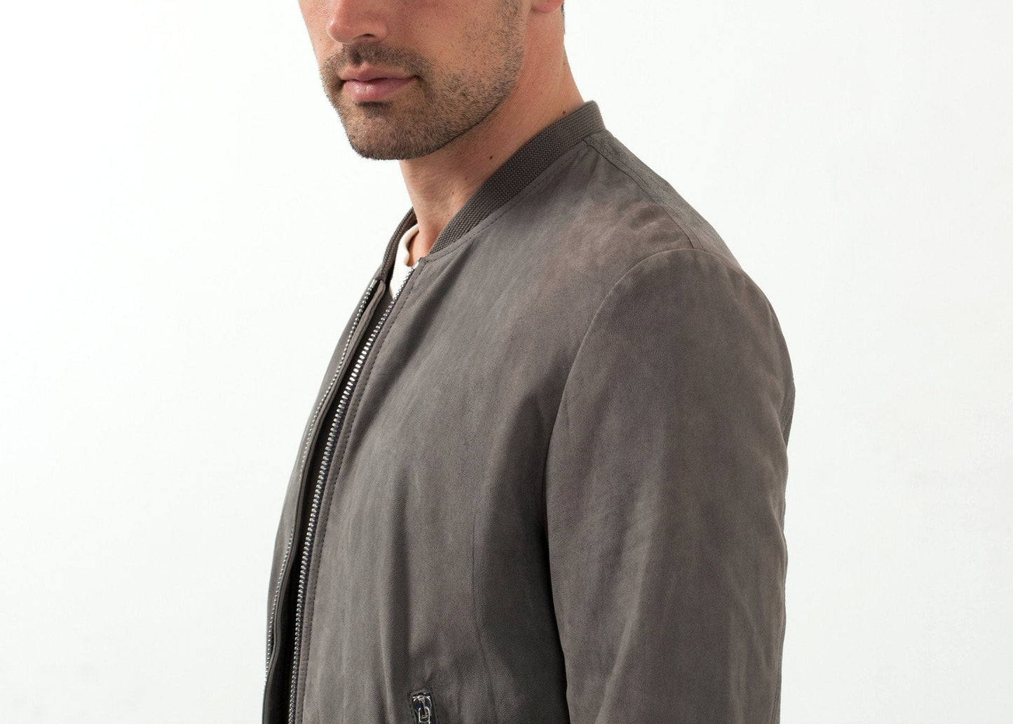 Bomber in pelle color polvere