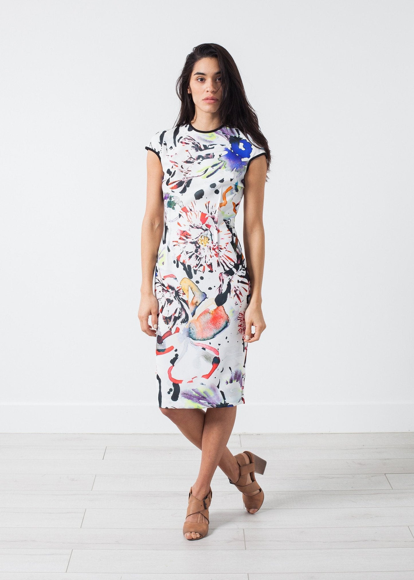 Vestido de ensueño con flores pintadas