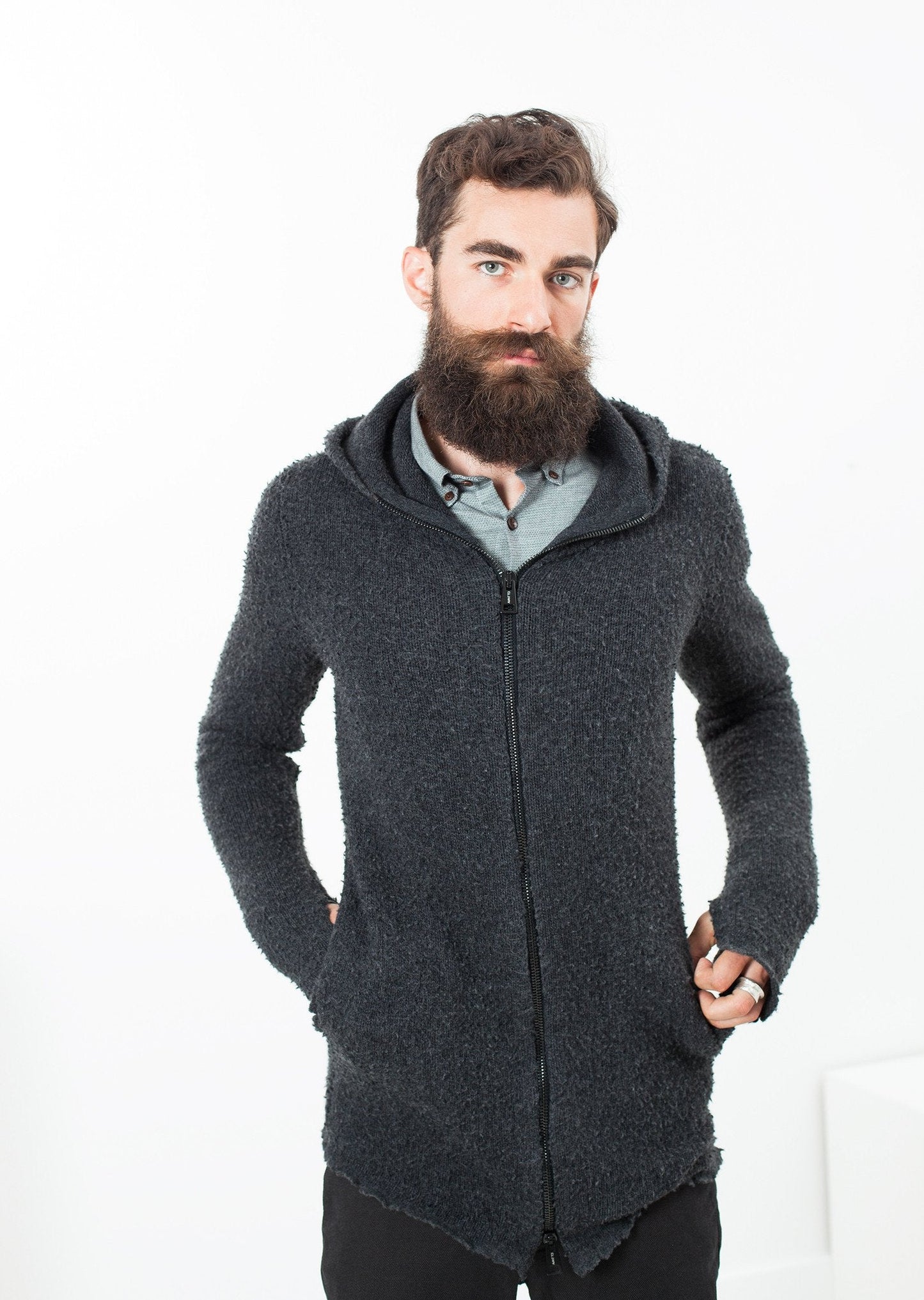Maglione con zip Pill in antracite