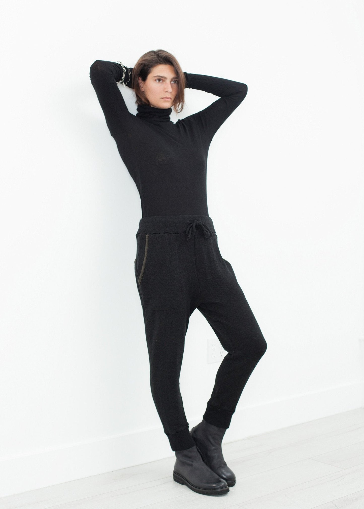Highsoft Cropped Sweat in Schwarz 