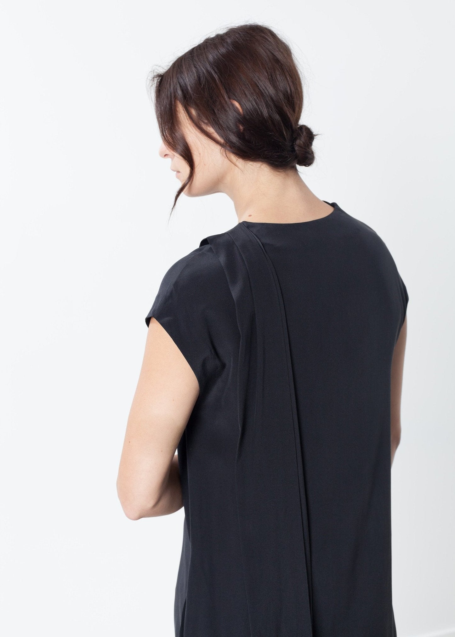 Elvira-Kleid in Schwarz