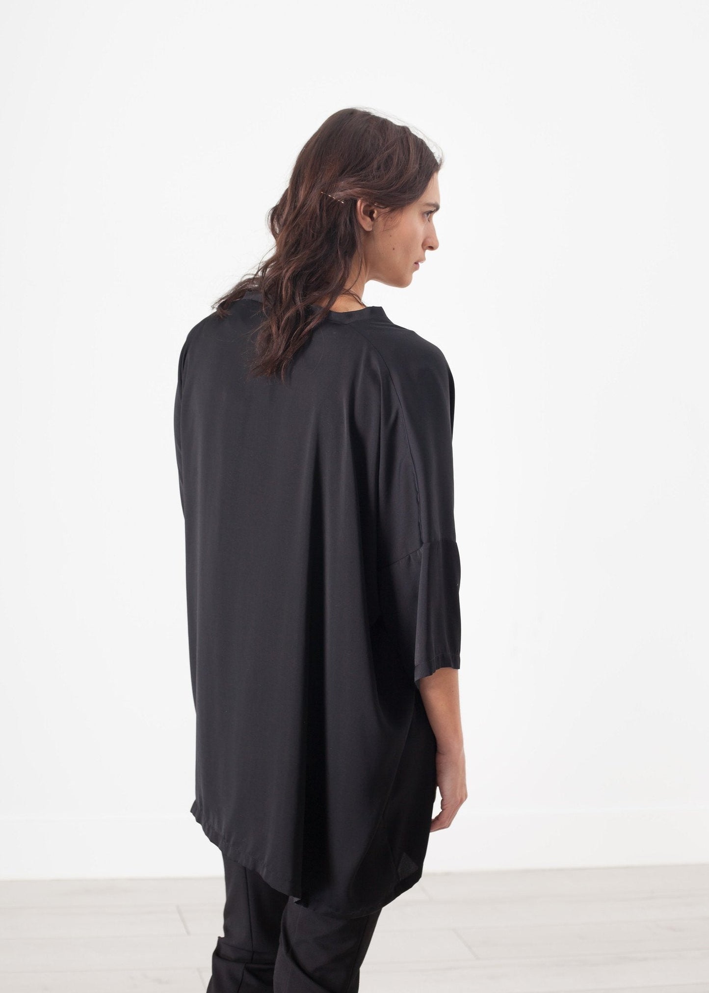 Cardigan sbilanciato in nero