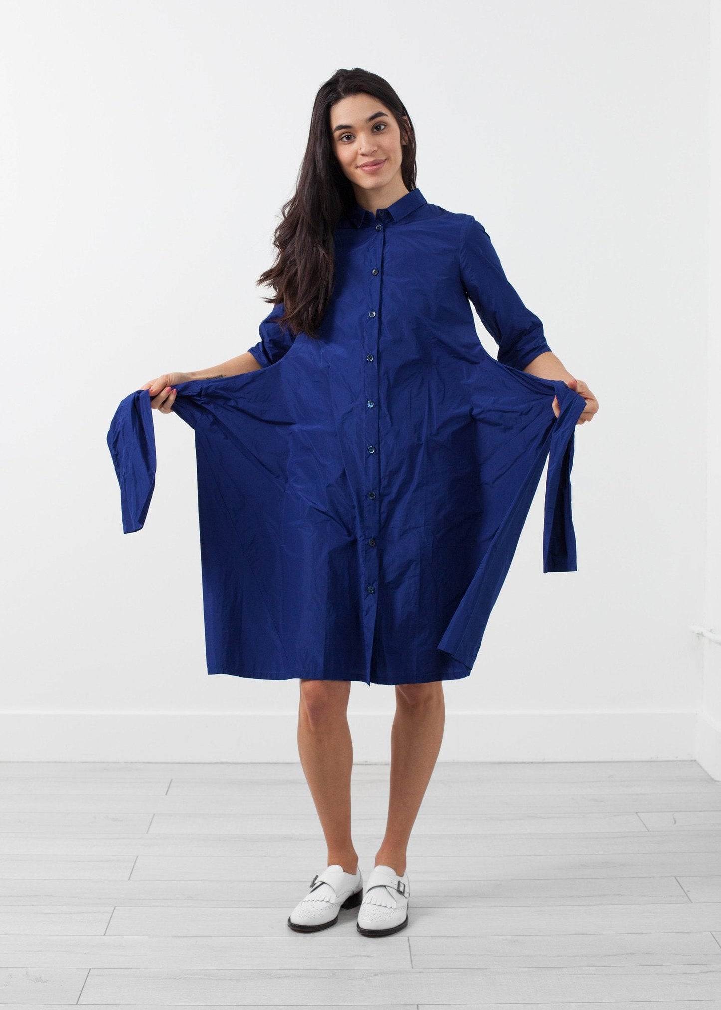Robe à manches nouées