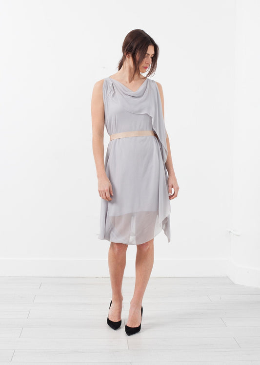 Vestido drapeado de gasa
