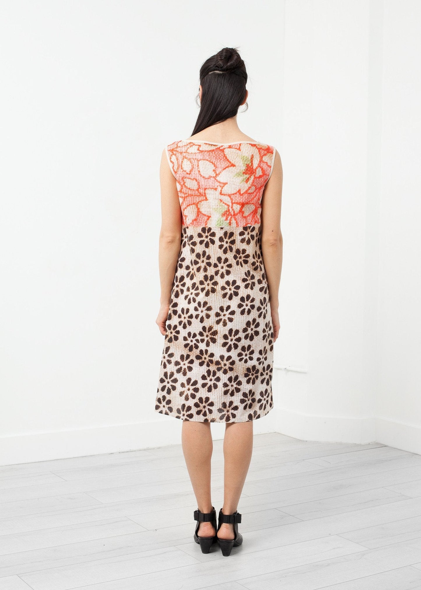 Vestido floral sin mangas