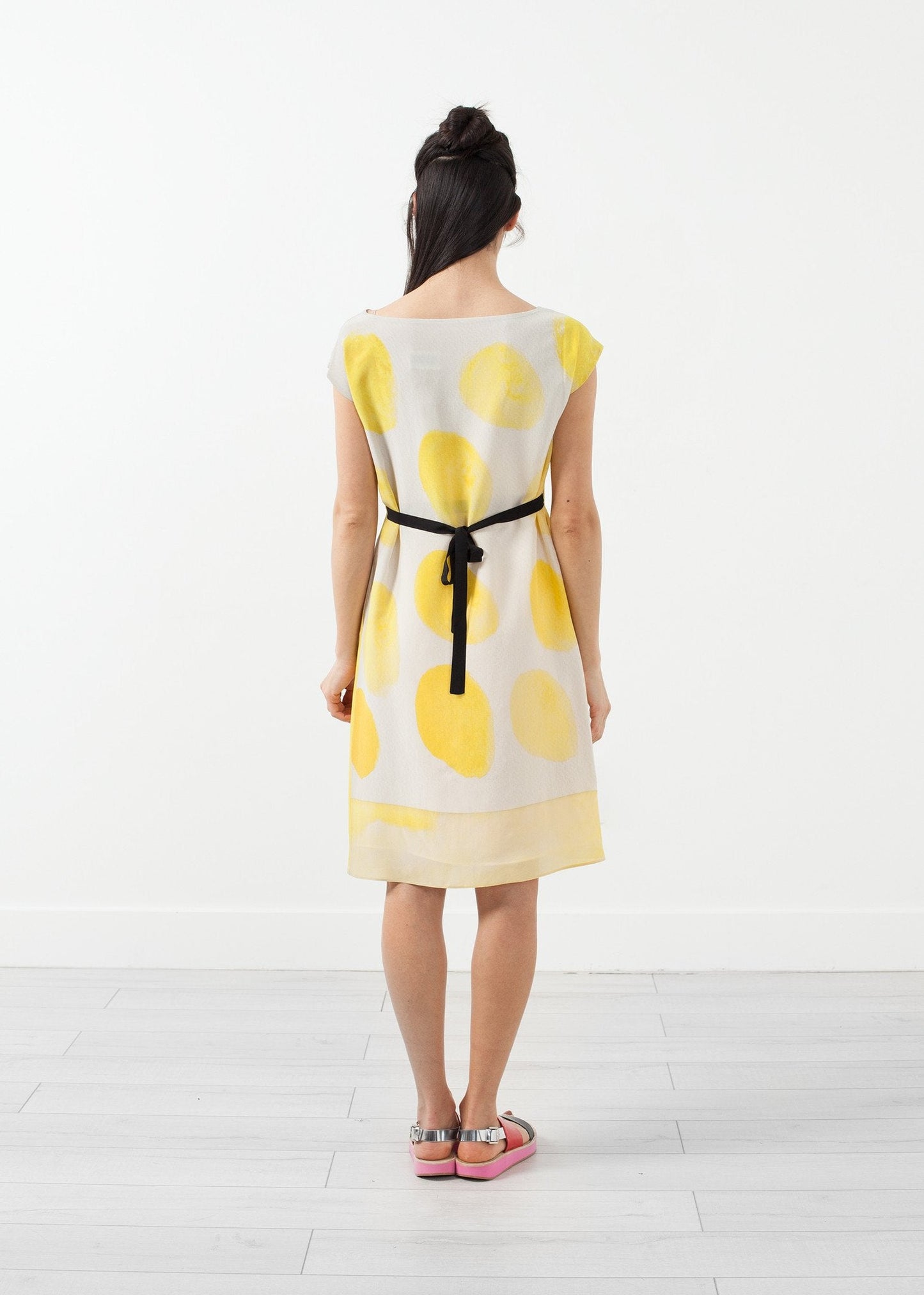 Kleid aus Papier